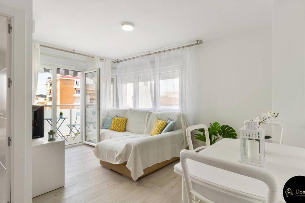Nice Apartment View With Balcony In ฟูเอนฮิโรลา ภายนอก รูปภาพ